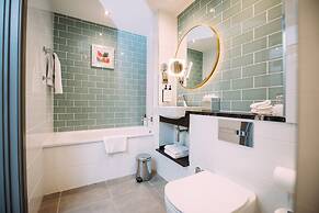 Crowne Plaza Belfast by IHG