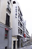 Hotel Serrano