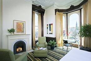 The Mansion On Delaware Ave