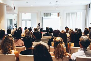 The Mansion On Delaware Ave