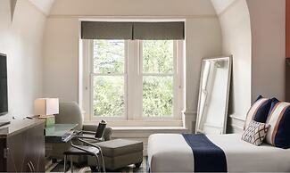 The Mansion On Delaware Ave