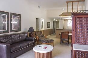 Parkway International Resort