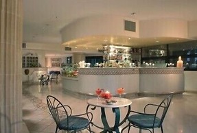 Miceneo Palace Hotel