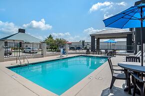 Quality Suites Baton Rouge East - Denham Springs