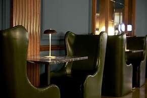 The Marcus Whitman Hotel and Conference Center