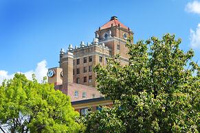 The Marcus Whitman Hotel and Conference Center