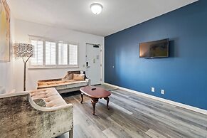 Lions Gate Hotel