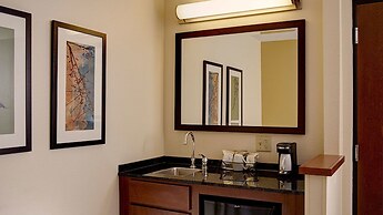 Hyatt Place Milwaukee Airport