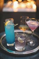 The Clancy, Autograph Collection