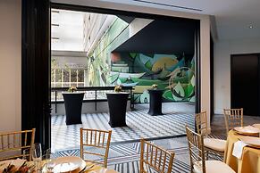 The Clancy, Autograph Collection