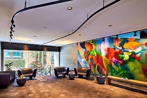 The Clancy, Autograph Collection