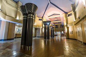 Royal Hotel Edmonton Airport, Trademark Collection by Wyndham