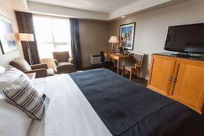 Royal Hotel Edmonton Airport, Trademark Collection by Wyndham