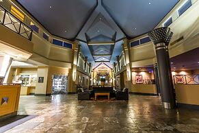 Royal Hotel Edmonton Airport, Trademark Collection by Wyndham