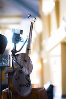 Royal Hotel Edmonton Airport, Trademark Collection by Wyndham