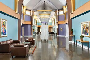 Royal Hotel Edmonton Airport, Trademark Collection by Wyndham