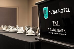 Royal Hotel Edmonton Airport, Trademark Collection by Wyndham