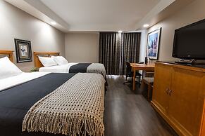 Royal Hotel Edmonton Airport, Trademark Collection by Wyndham