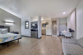 Studio 6 Dallas, TX - North - Richardson