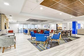 Holiday Inn Express And Suites Longview North by IHG