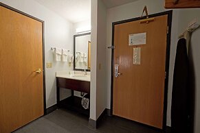 Quality Inn & Suites Harrington - Milford