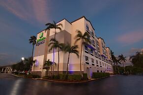 Holiday Inn Express & Suites Ft. Lauderdale Airport West by IHG