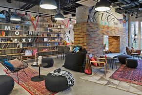 MOXY Berlin Humboldthain Park