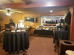 Dodge House Hotel & Convention Center