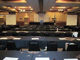 Dodge House Hotel & Convention Center