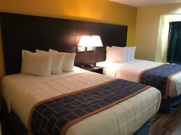 Days Inn & Suites by Wyndham Tampa/Raymond James Stadium