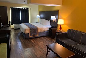 Days Inn & Suites by Wyndham Tampa/Raymond James Stadium