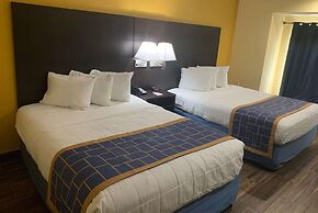 Days Inn & Suites by Wyndham Tampa/Raymond James Stadium