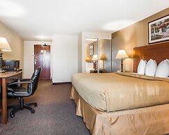 Quality Inn & Suites Middletown - Franklin