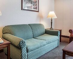 Quality Inn & Suites Middletown - Franklin