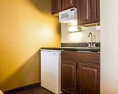 Quality Inn & Suites Middletown - Franklin