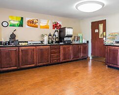 Quality Inn & Suites Middletown - Franklin