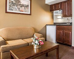 Quality Inn & Suites Middletown - Franklin