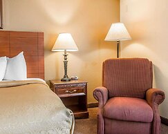 Quality Inn & Suites Middletown - Franklin