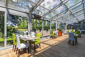 Holiday Inn Prague Congress Centre by IHG