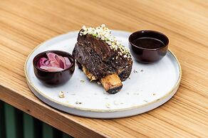 Holiday Inn Prague Congress Centre by IHG