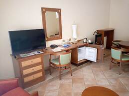The Kairaba Beach Hotel