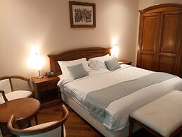 The Kairaba Beach Hotel