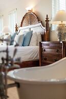 Blue Waters Resort & Spa