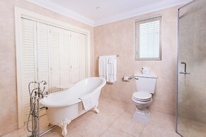 Blue Waters Resort & Spa