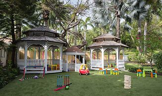 Blue Waters Resort & Spa