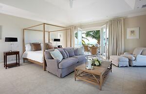 Blue Waters Resort & Spa