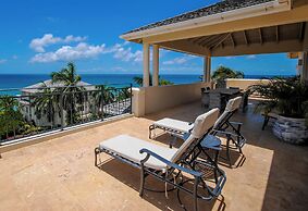 Blue Waters Resort & Spa