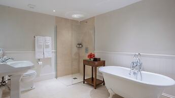 Blue Waters Resort & Spa