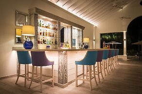 Blue Waters Resort & Spa