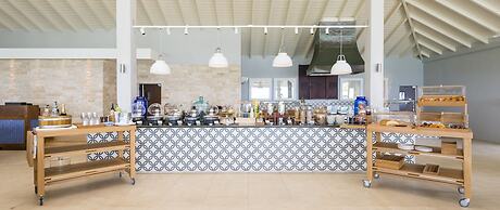 Blue Waters Resort & Spa